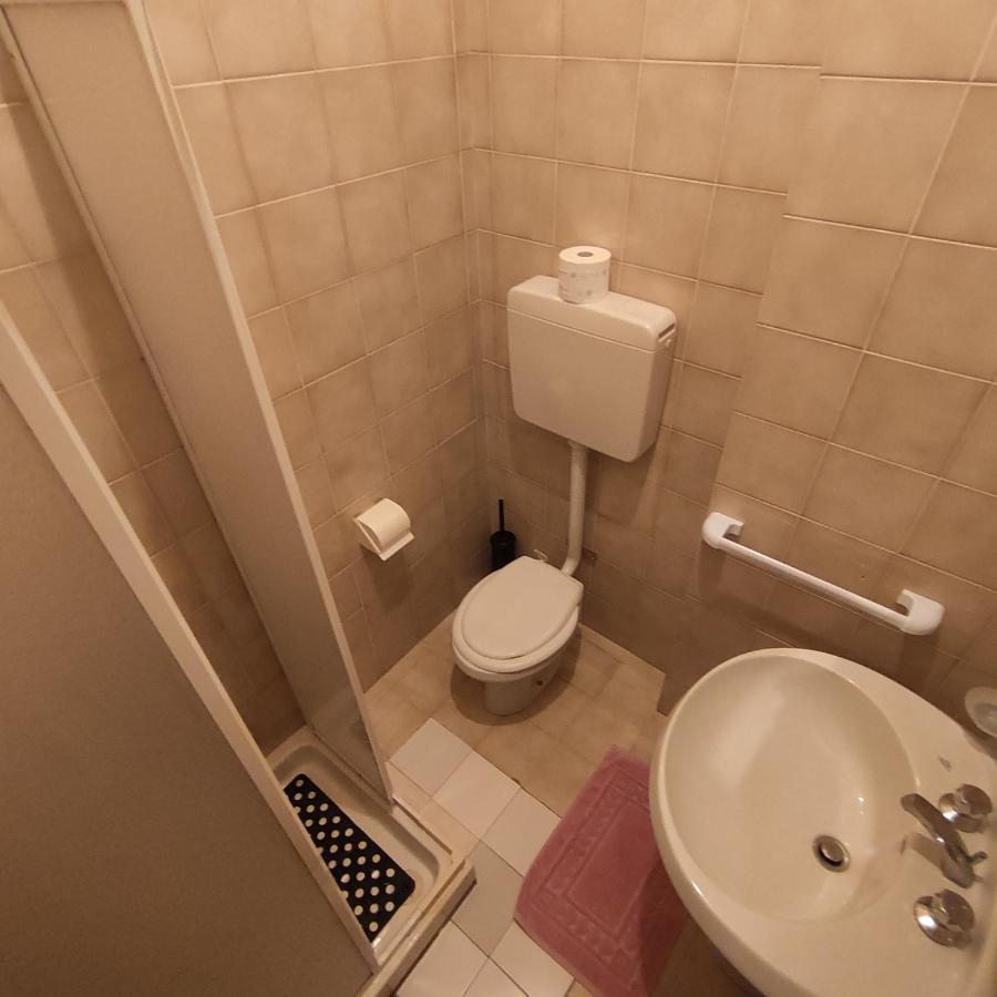Albergo Al Trieste Nimis Rum bild